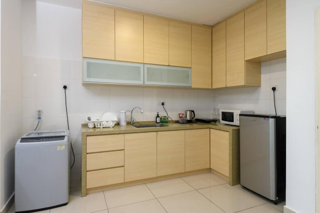 2R1B/Seaview Tropical /1~8Pax/Gurney Mansion One Lejlighed George Town Eksteriør billede