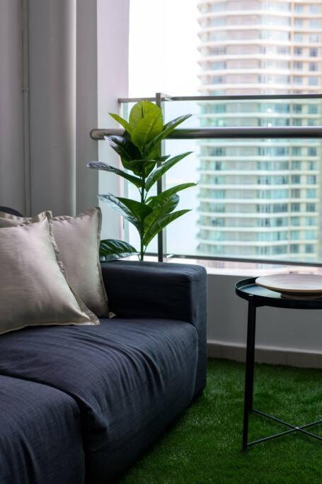 2R1B/Seaview Tropical /1~8Pax/Gurney Mansion One Lejlighed George Town Eksteriør billede