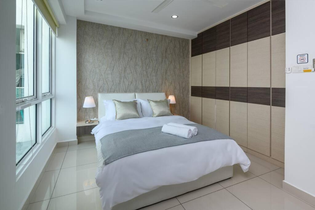 2R1B/Seaview Tropical /1~8Pax/Gurney Mansion One Lejlighed George Town Eksteriør billede